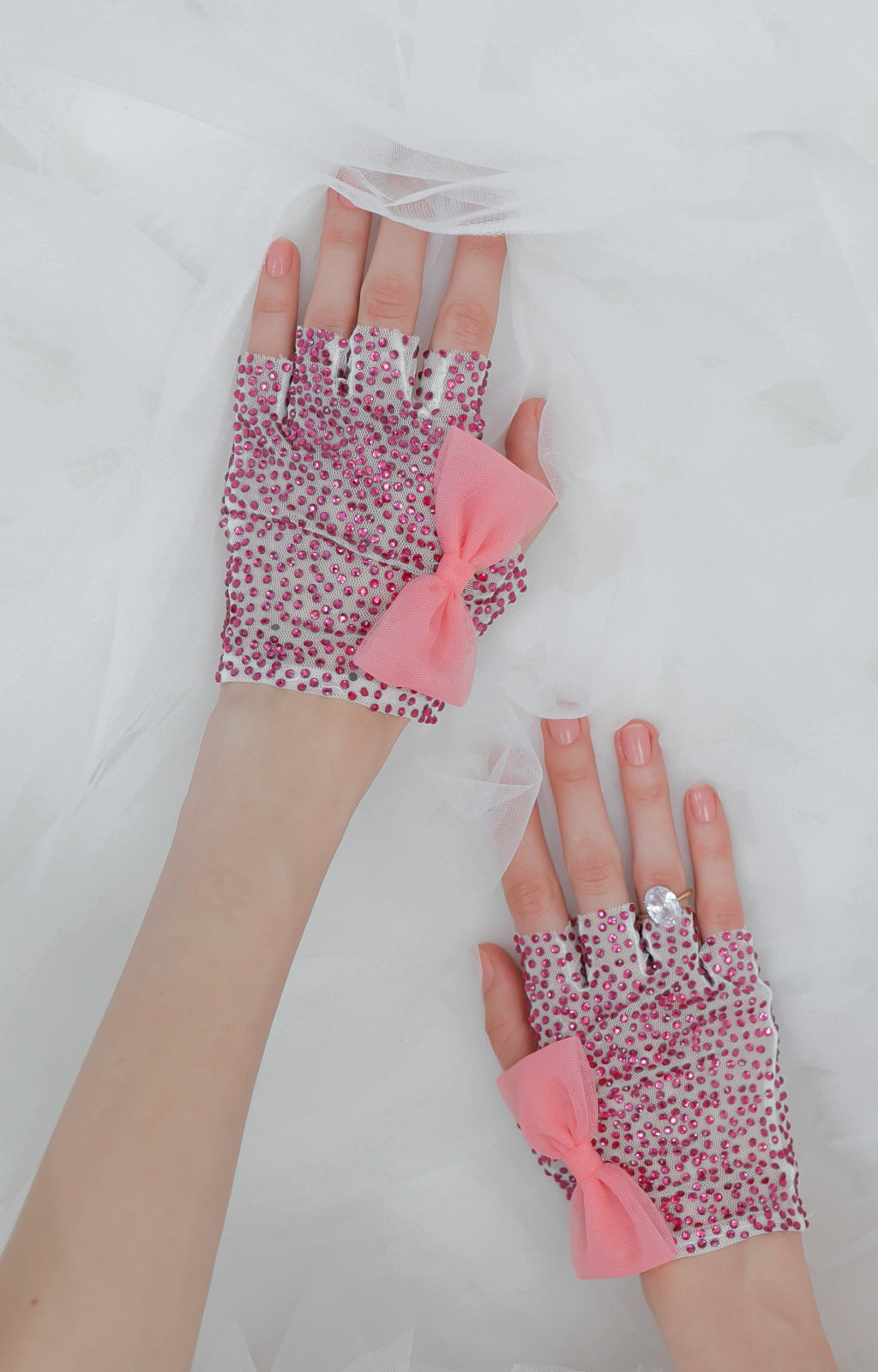 The Paris Gloves