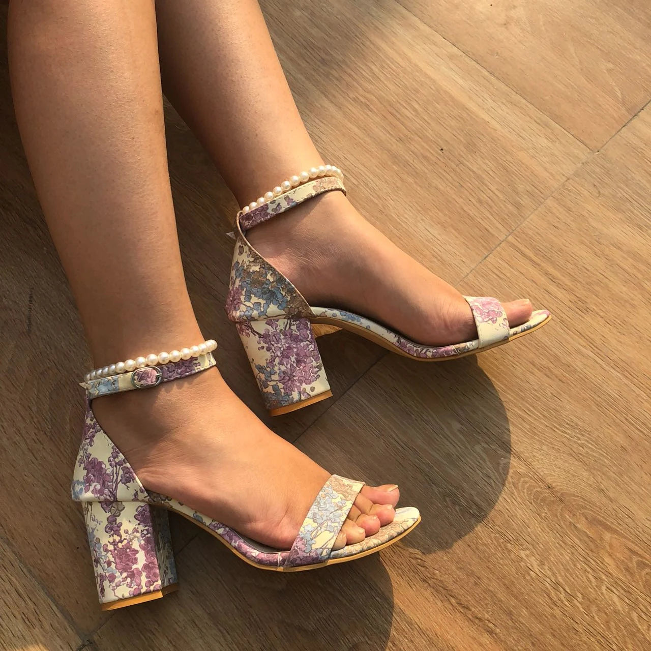 Margarita Flower And Pearl Heels