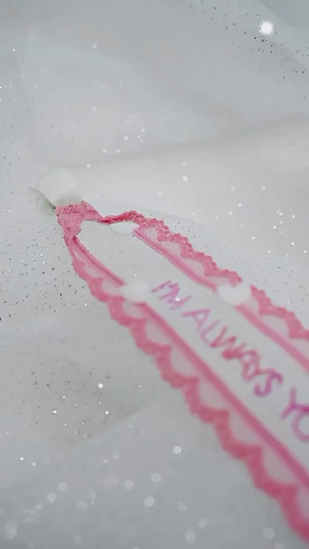 The "Gwen" Garter
