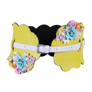 Scalloped Floral Cloud Belt