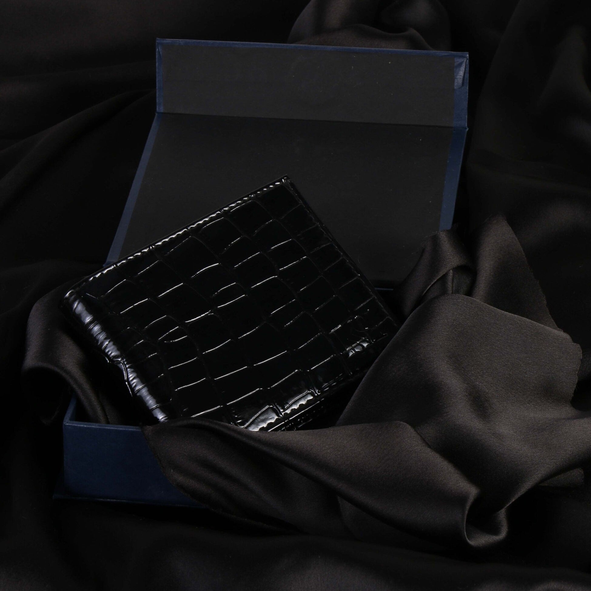 Hercules (Patent Black) Wallet
