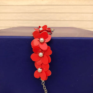 Scarlet Choker