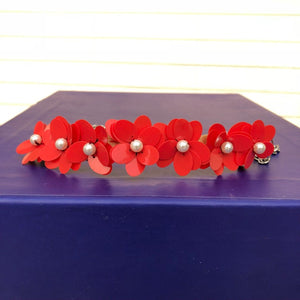 Scarlet Choker
