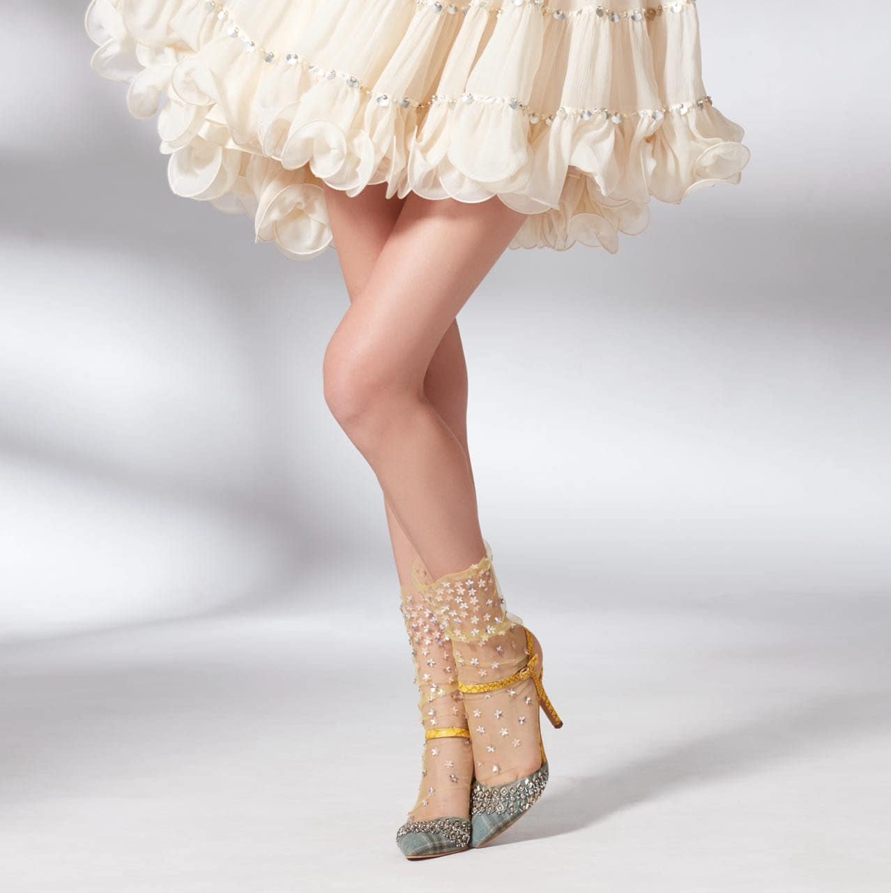 Yellow Blossoms Tulle Socks