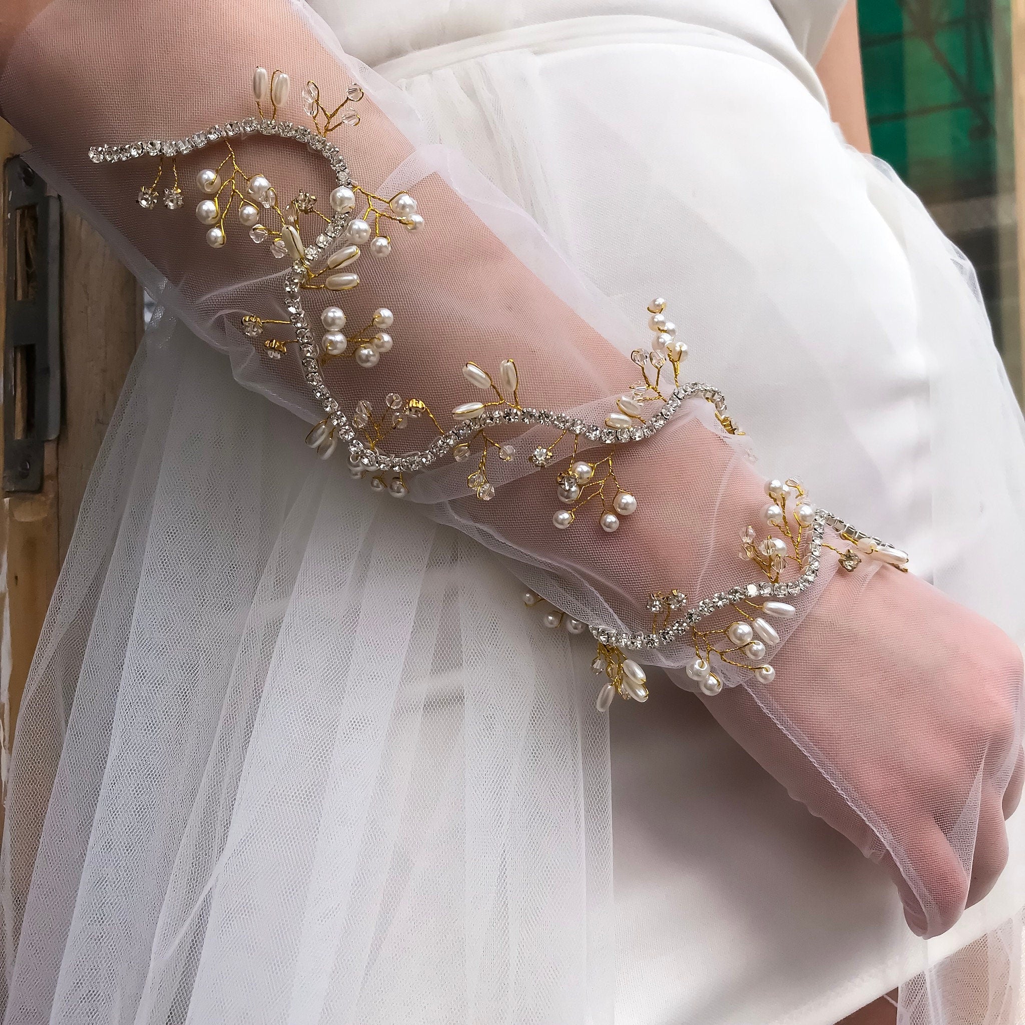 Crystal Gardenia Gloves