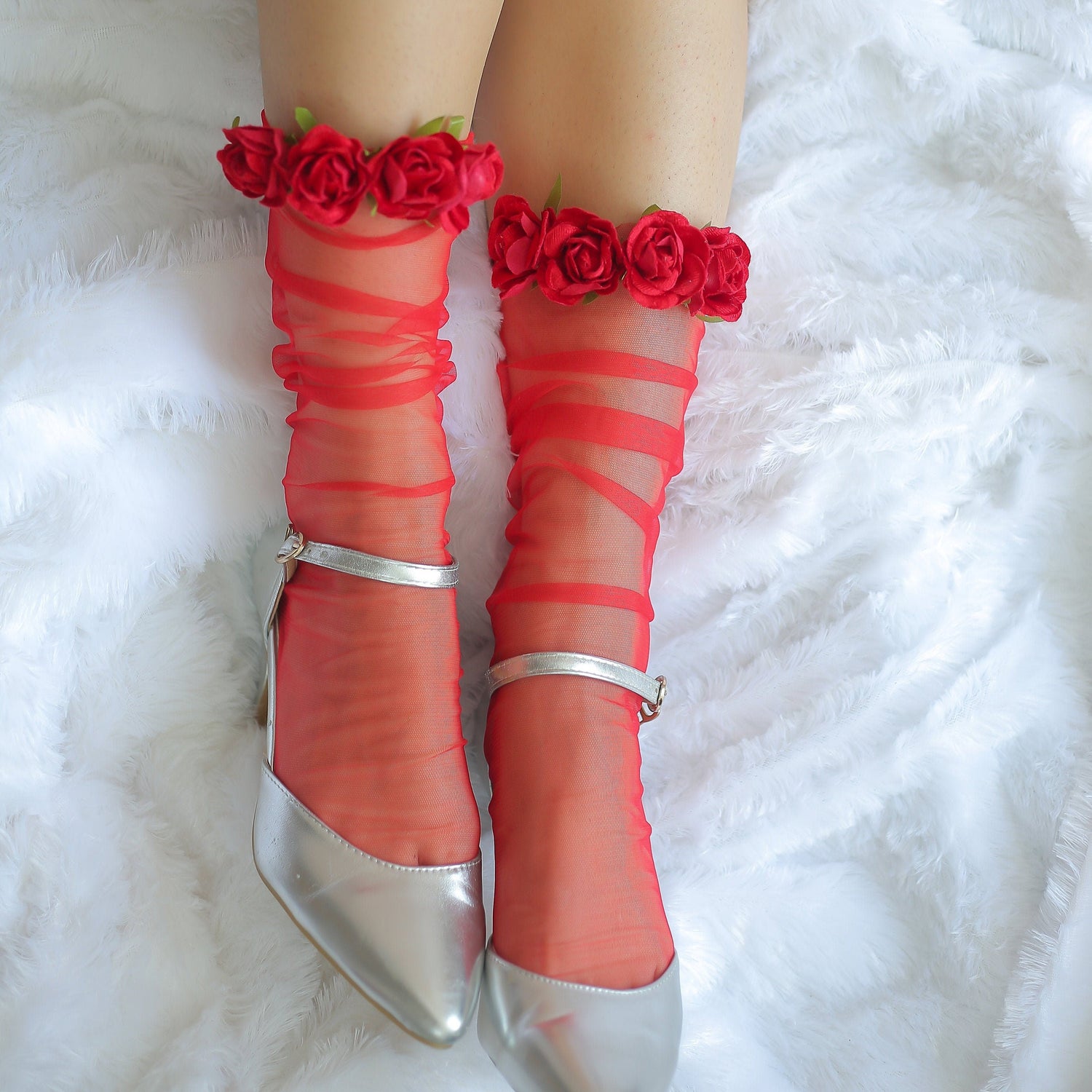 Lush Roses - Scarlet