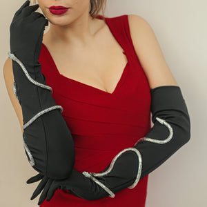 Slythering Snake Gloves