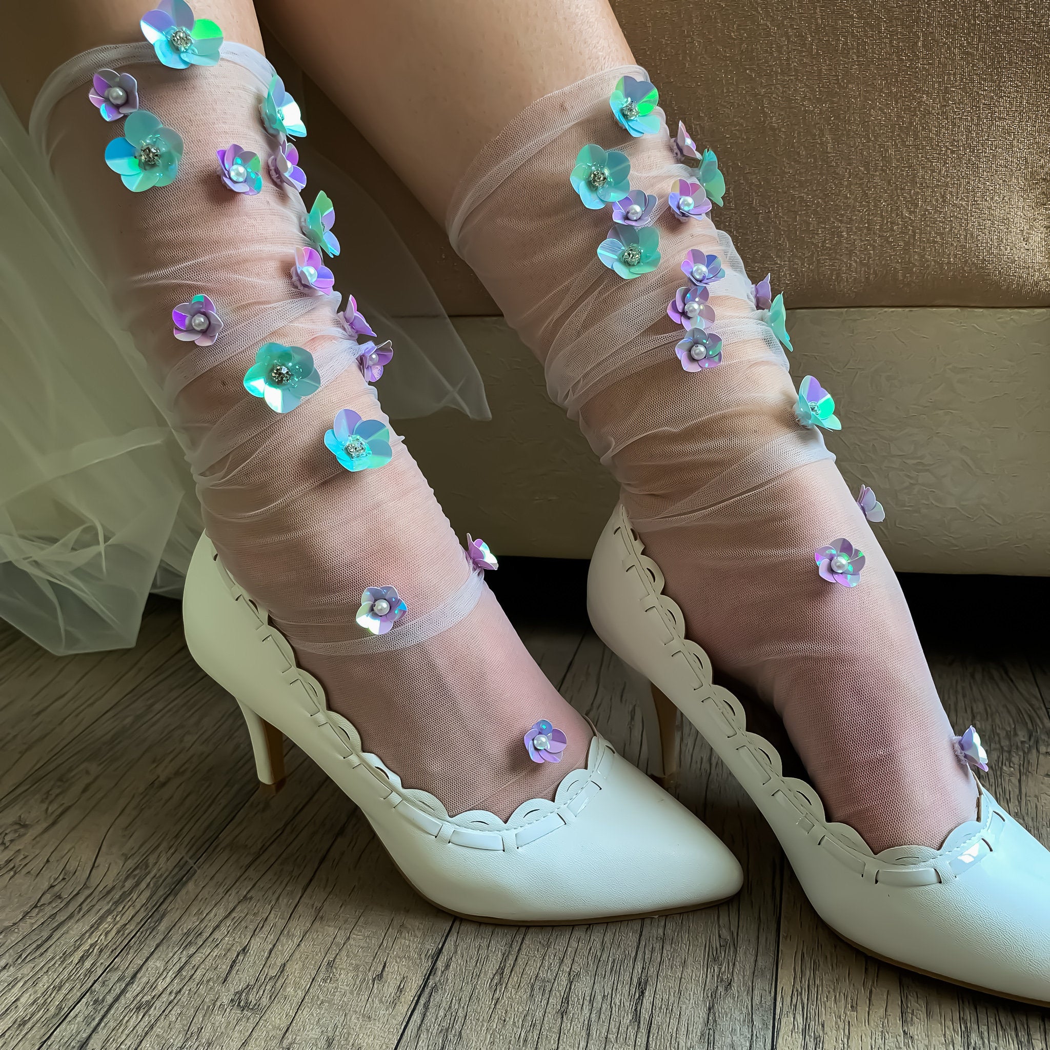 Ultra Violet - White