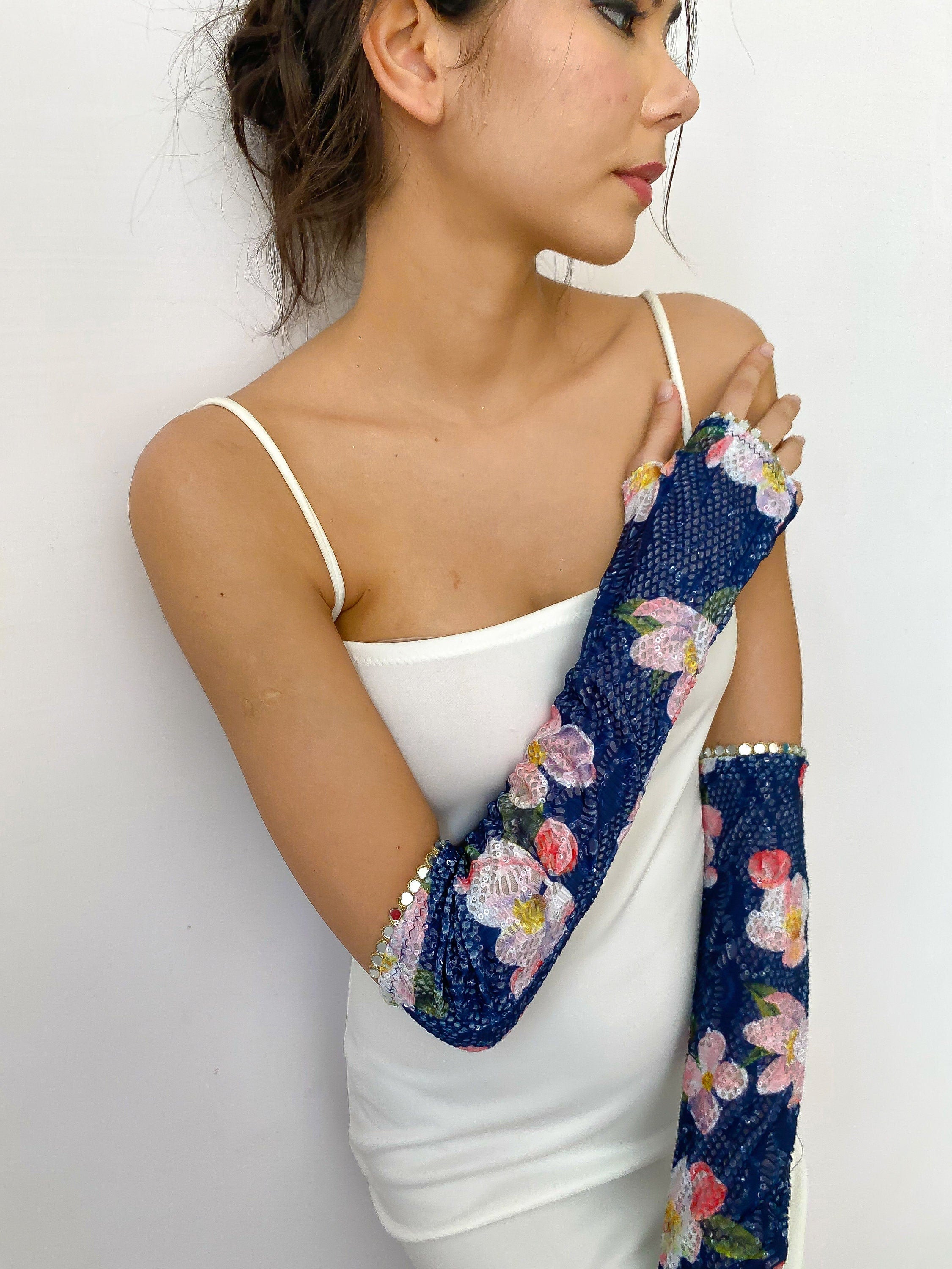 Water Lilly Gloves