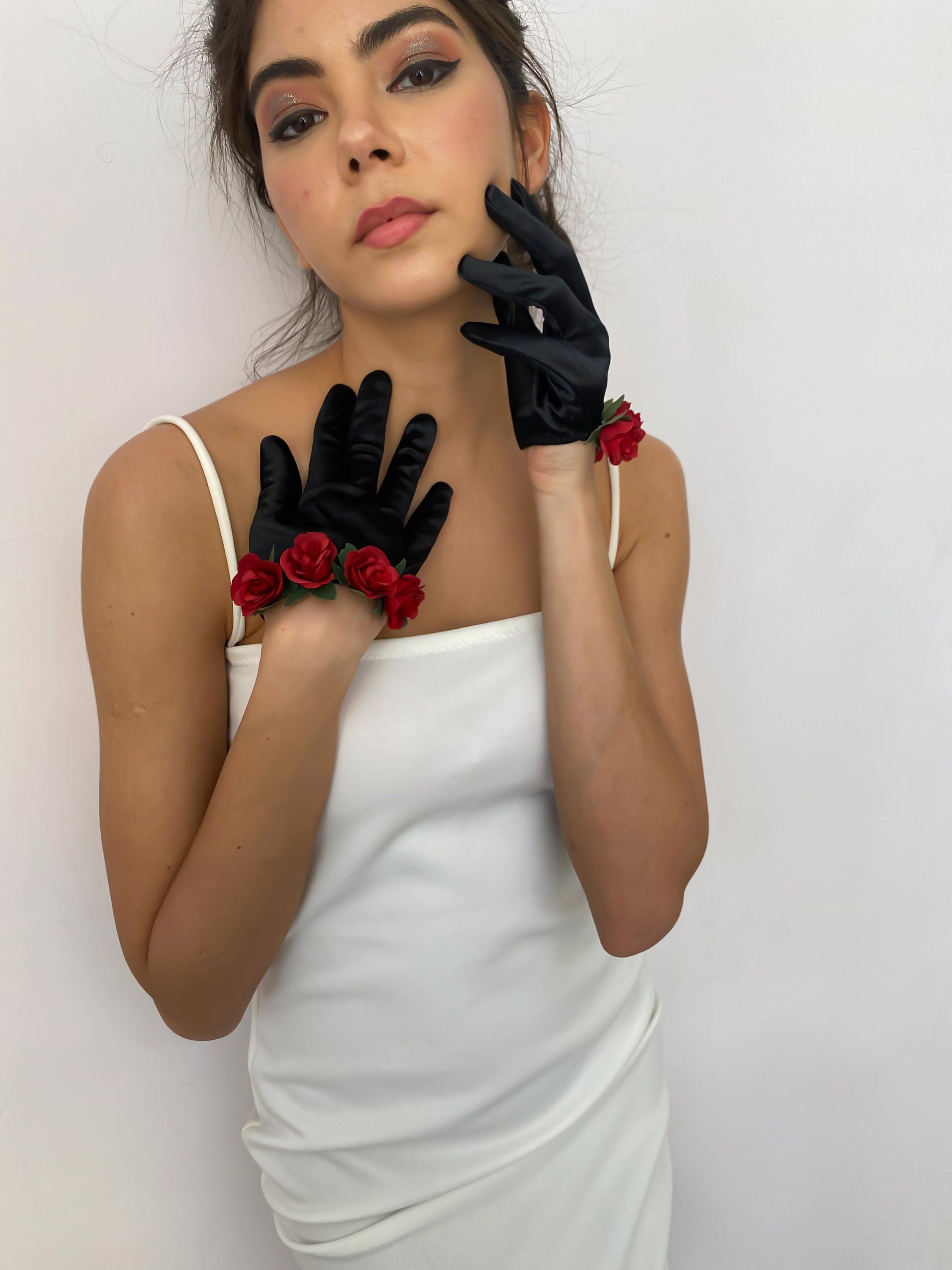 Silk and Roses Bracelet Gloves