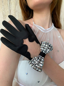 Kourtney Bow Gloves